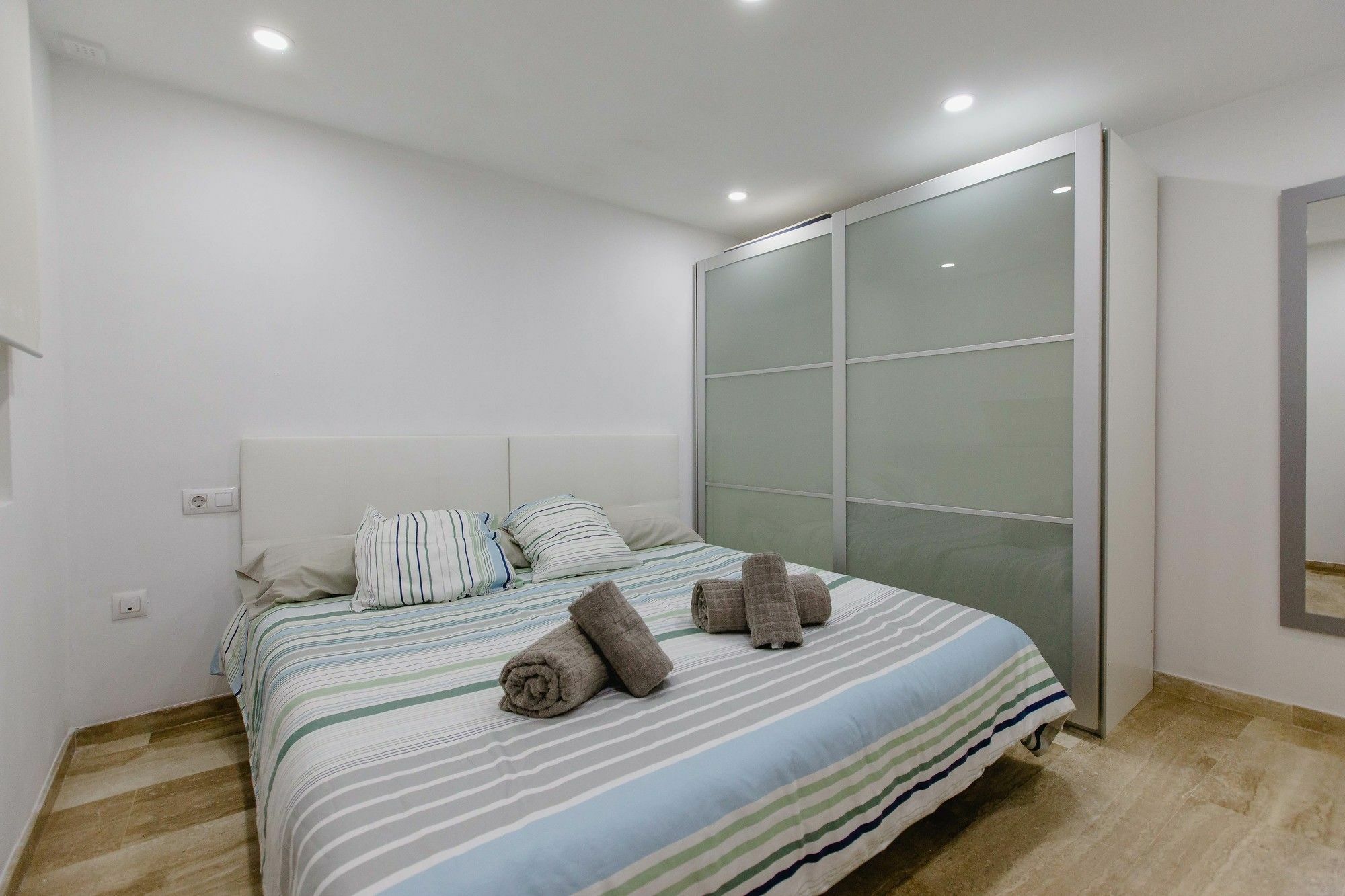 Apartamento La Merced Cadiz Exterior photo
